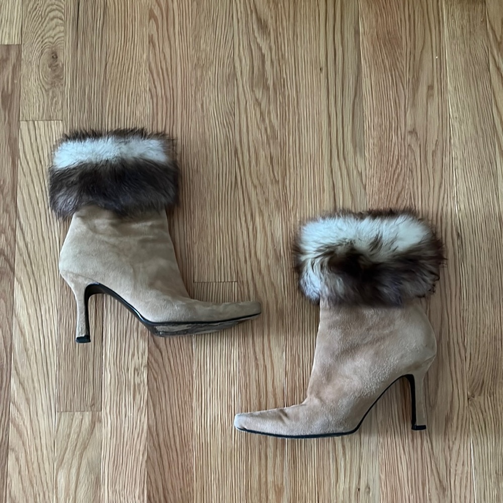 Stuart Weitzman Tan Suede Ankle Boots Faux Fur Trim Size 6.5